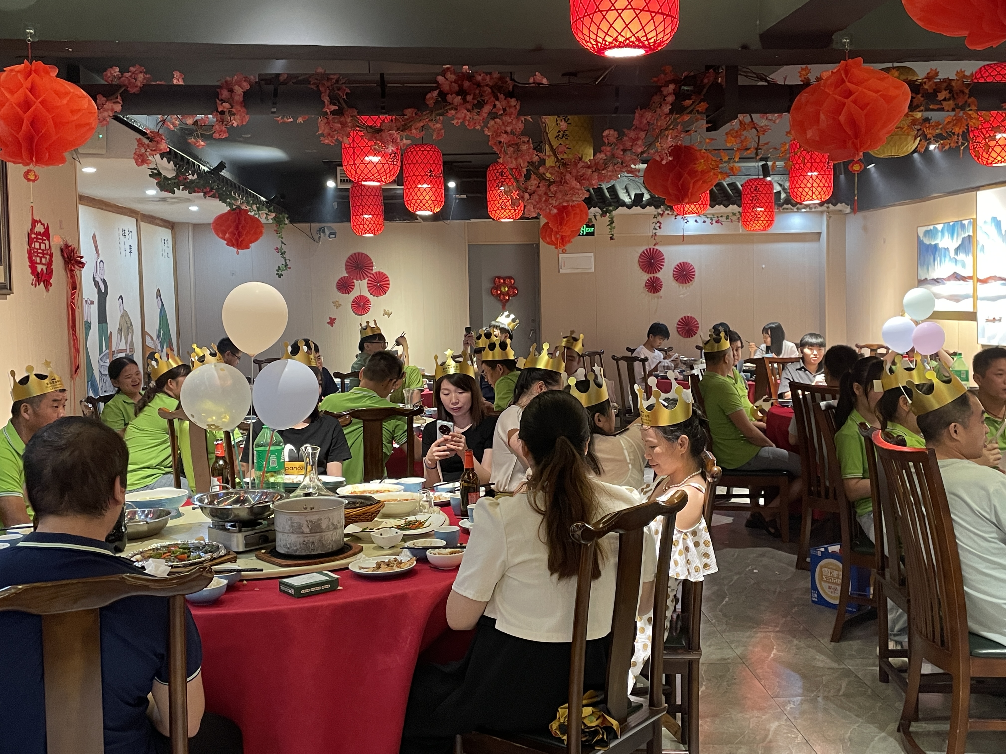 一切美好，如“7”而至--允福亨新能源6-7月份員工生日會(huì)